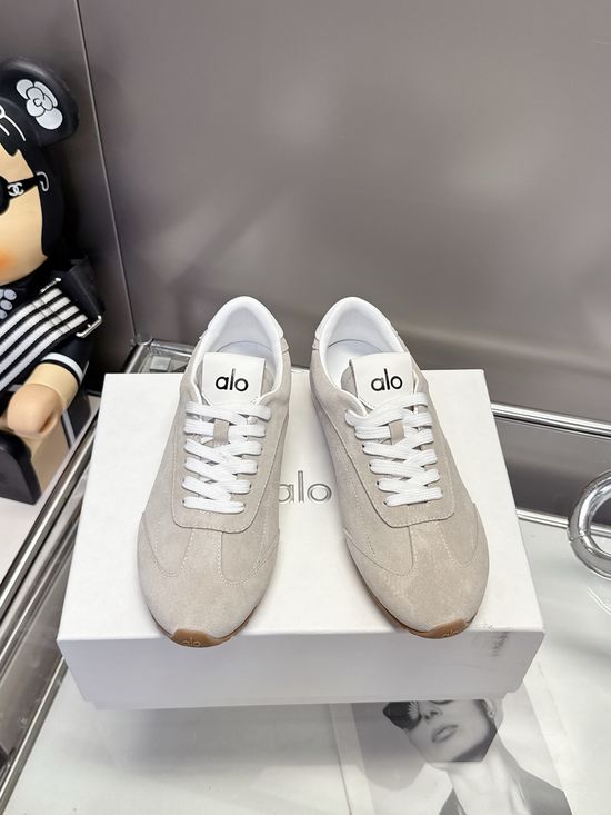 Alo Classic Versatile Suede Upper Comfortable Casual Trainer Shoes