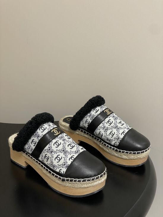 Chanel Wool Fabric Stitched Wool Lined Platform Clog Slippers