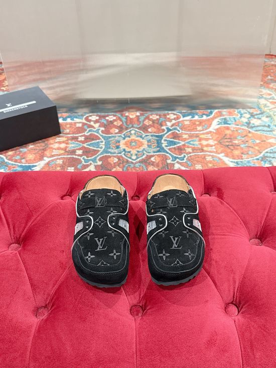 Louis Vuitton Vintage Printed Mule Slippers with Stylish Design