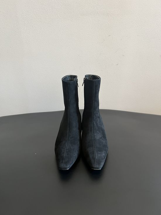 Toteme Suede Kitten Heel Ankle Boots Elegant Versatile
