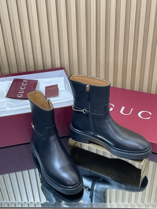 Gucci Smooth Leather Horsebit Chelsea Ankle Boots