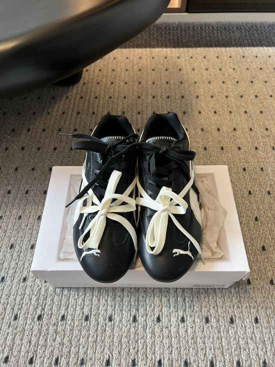 Puma Leather Fashion Sneakers With Decorative Bow Accent