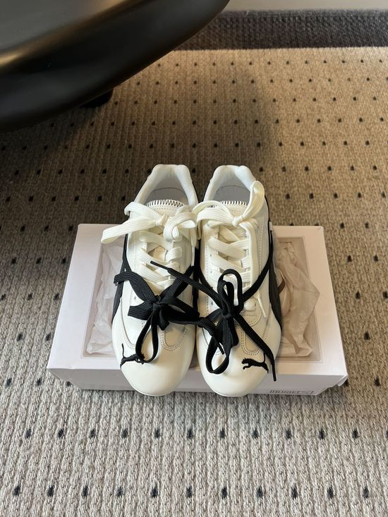Puma Leather Fashion Sneakers With Decorative Bow Accent