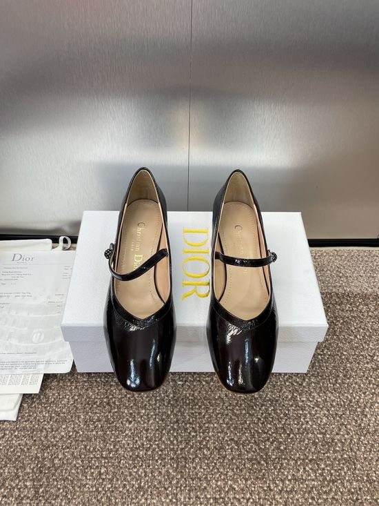 Christian Dior Round Toe Patent Leather Chunky Heel Mary Janes