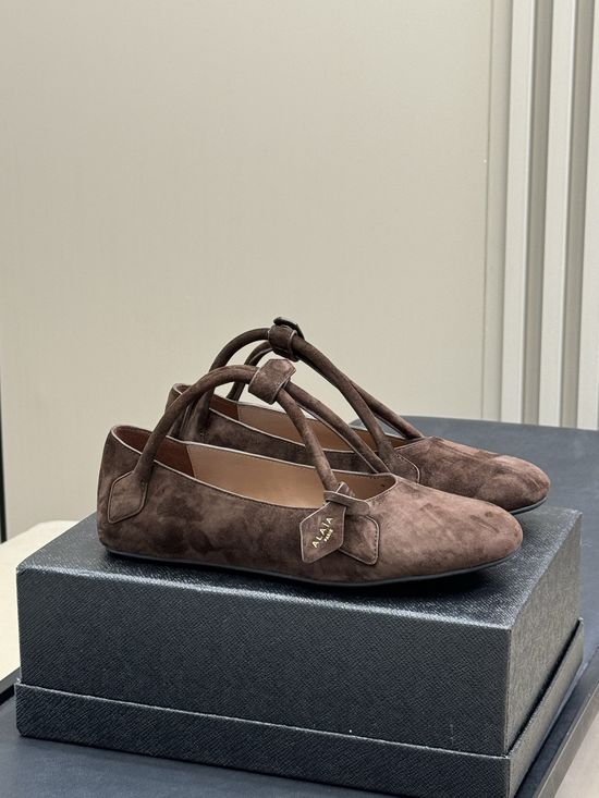 Alaia Soft Sheepskin Casual Shoes Comfortable Fashionable