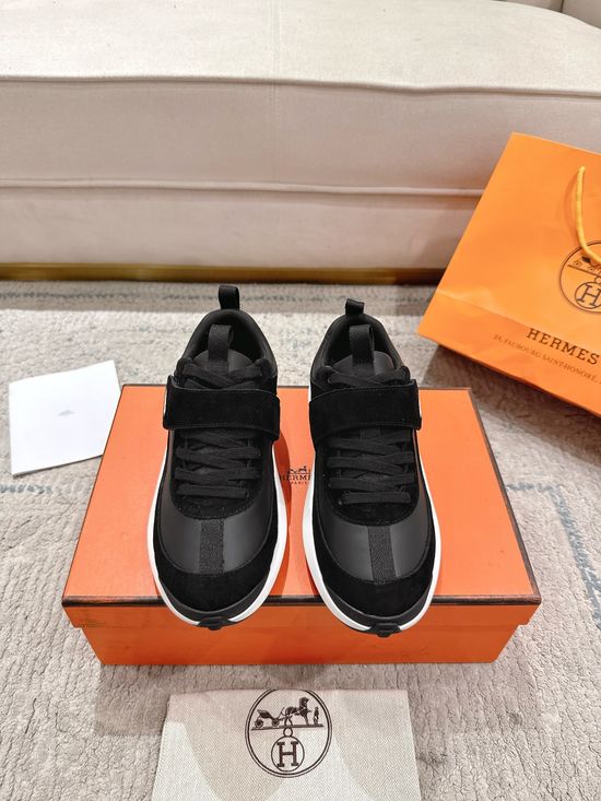 Hermes Comfortable Velcro Cushioned Casual Sports Sneakers