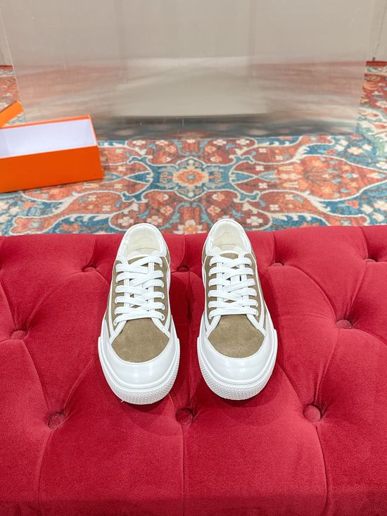 Hermes Soft Leather Casual Shoes with Comfortable Sole