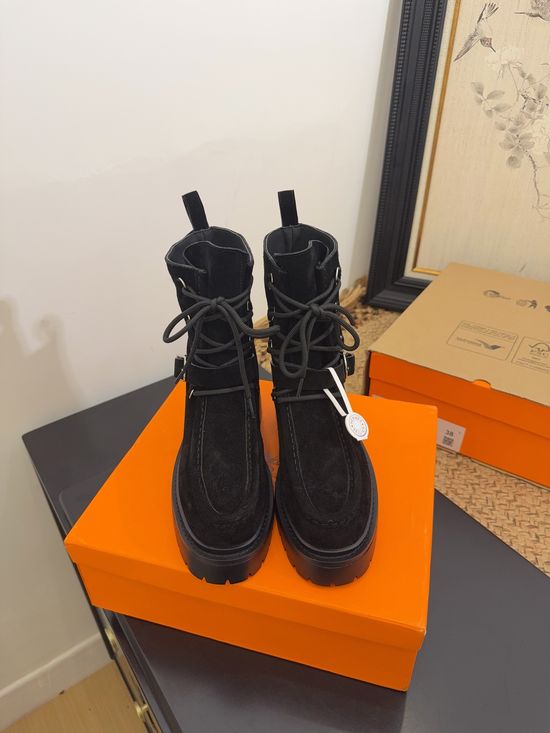 Hermes Premium Leather Knee-high Boots with Durable Sole
