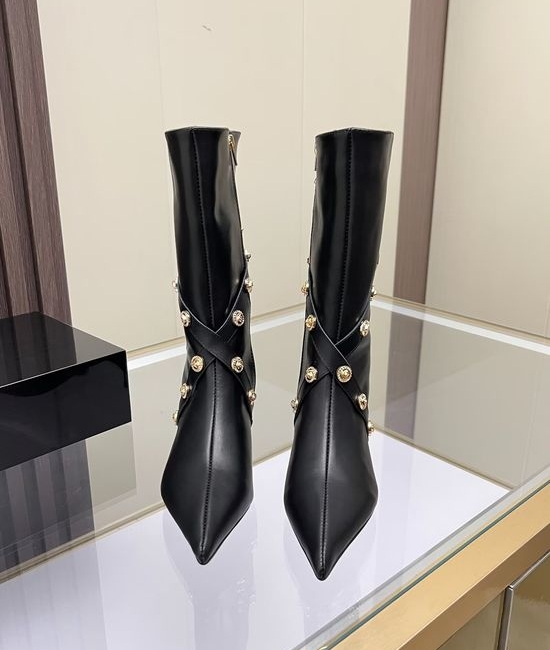 Versace Comfortable Low Heel Leather Ankle Boots