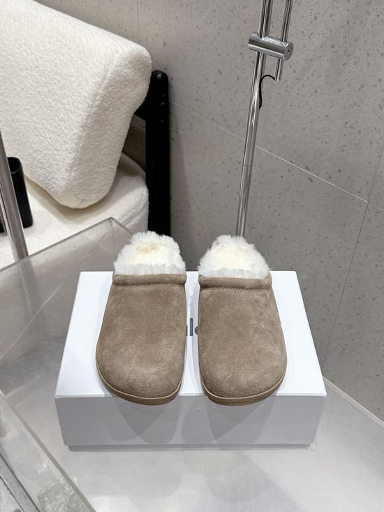 Alo Warm Fuzzy Lined Slippers Non-slip Wear-resistant Sole