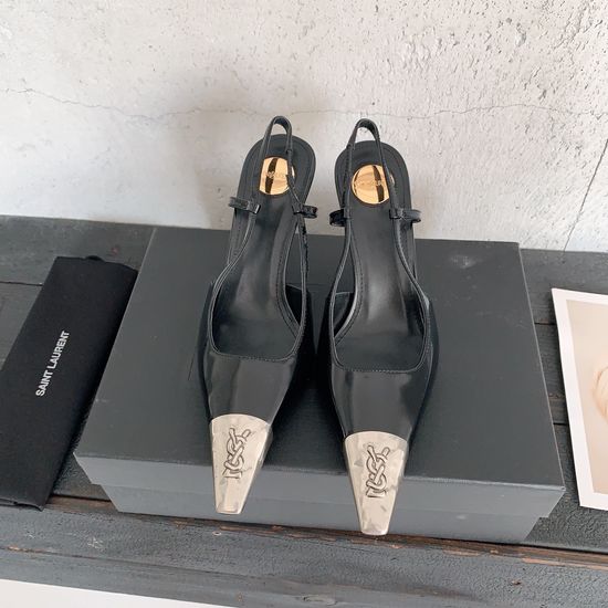 Yves Saint Laurent Elegant Pointed Toe High Heel Dress Shoes