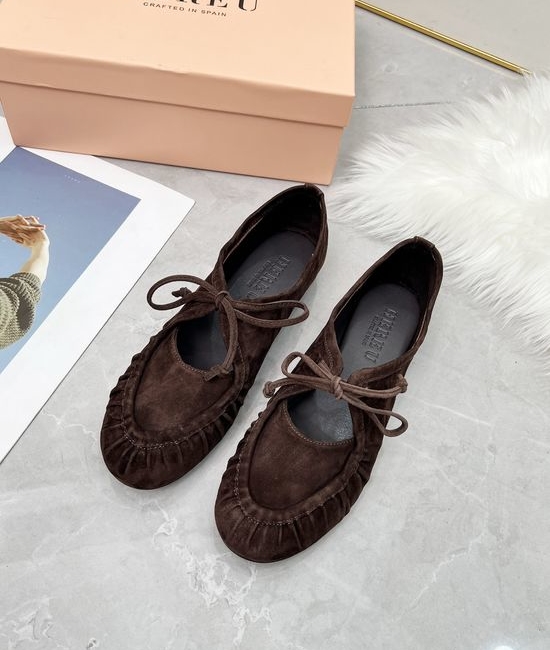 Hermes Bow Decor Round Toe Soft Leather Mary Jane Flats