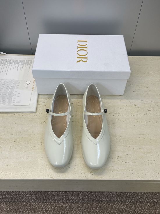 Christian Dior Round Toe Patent Leather Mary Jane Flats