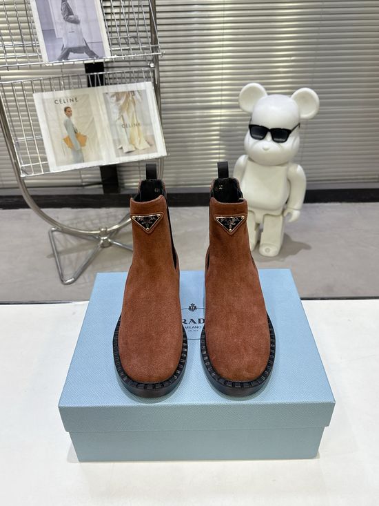 Prada Retro Thick Sole Leather Combat Boots Comfortable Lining