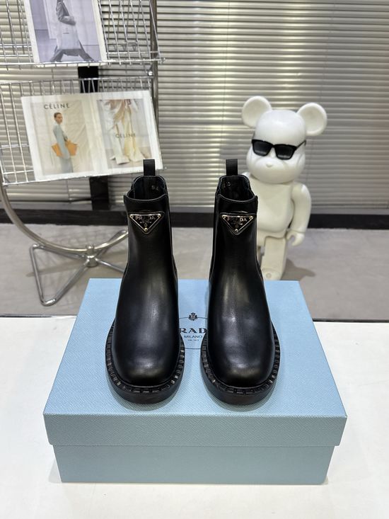 Prada Classic Thick Sole Leather Martin Boots Non-slip Outsole