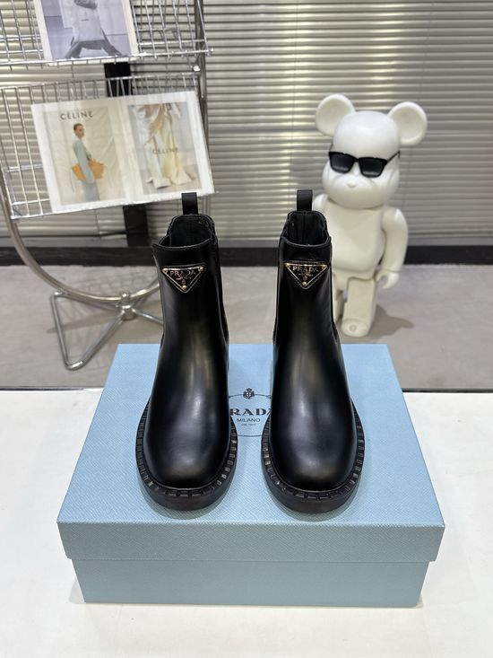Prada Classic Thick Sole Leather Martin Boots Non-slip Outsole