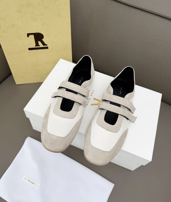 The Row Color Block Hook Loop Low Top Casual Sneakers