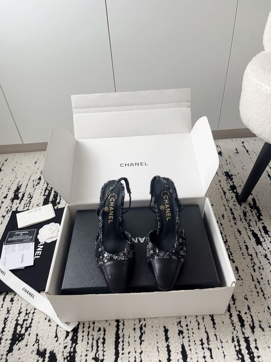 Chanel Luxury Leather Hollow Out Dress Pumps with Metal Buckle