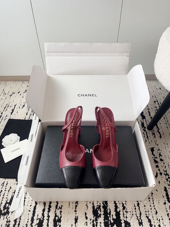 Chanel Luxury Leather Hollow Out Dress Pumps with Metal Buckle