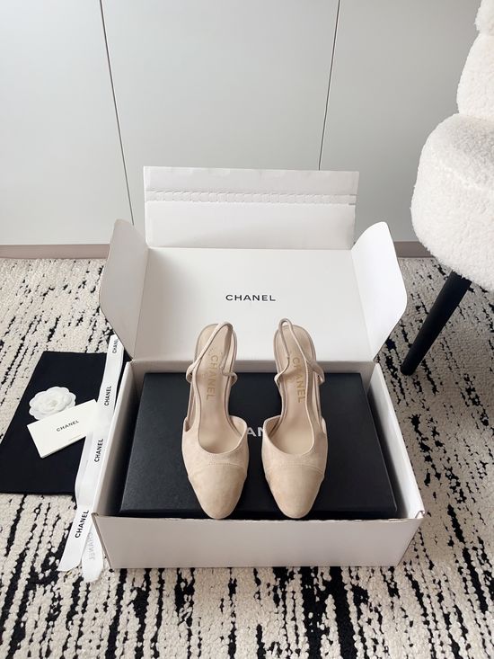 Chanel Luxury Leather Hollow Out Dress Pumps with Metal Buckle