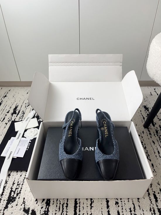 Chanel Luxury Leather Hollow Out Dress Pumps with Metal Buckle