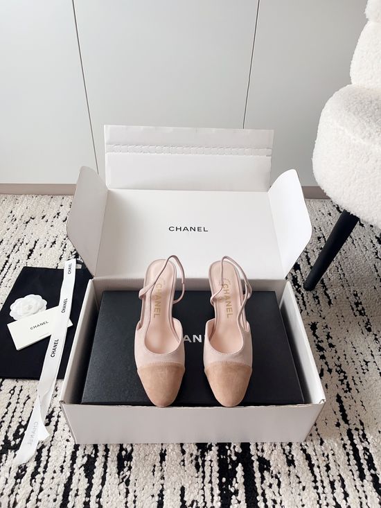 Chanel Luxury Leather Hollow Out Dress Pumps with Metal Buckle