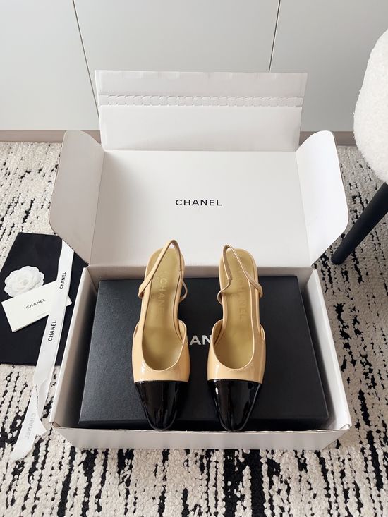 Chanel Luxury Leather Hollow Out Dress Pumps with Metal Buckle