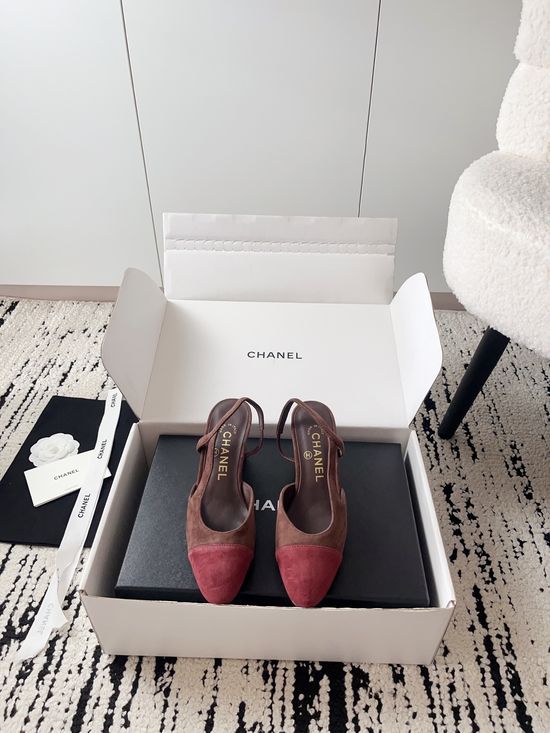 Chanel Luxury Leather Hollow Out Dress Pumps with Metal Buckle