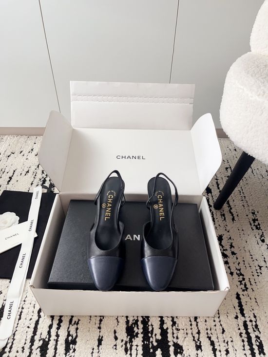 Chanel Luxury Leather Hollow Out Dress Pumps with Metal Buckle