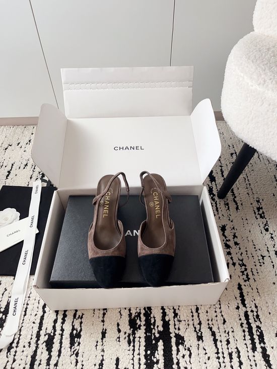 Chanel Luxury Leather Hollow Out Dress Pumps with Metal Buckle