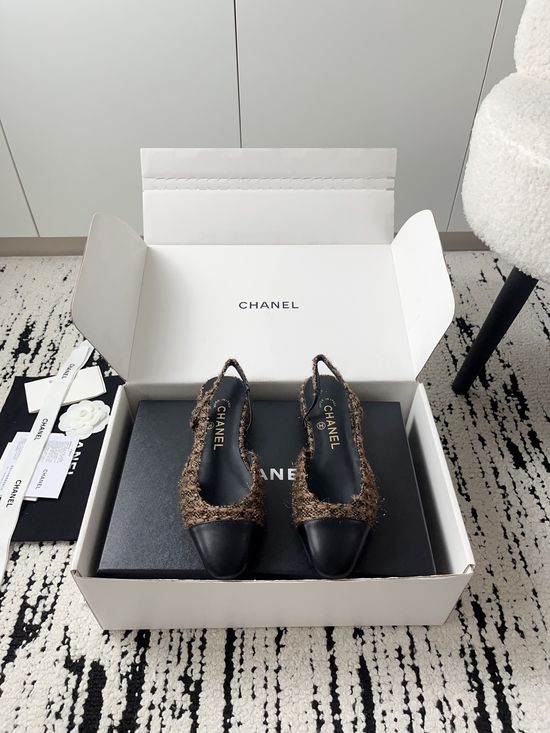 Chanel Luxury Leather Hollow Out Dress Pumps with Metal Buckle