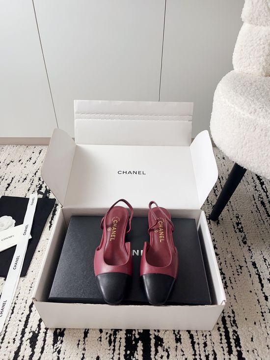 Chanel Luxury Leather Hollow Out Dress Pumps with Metal Buckle