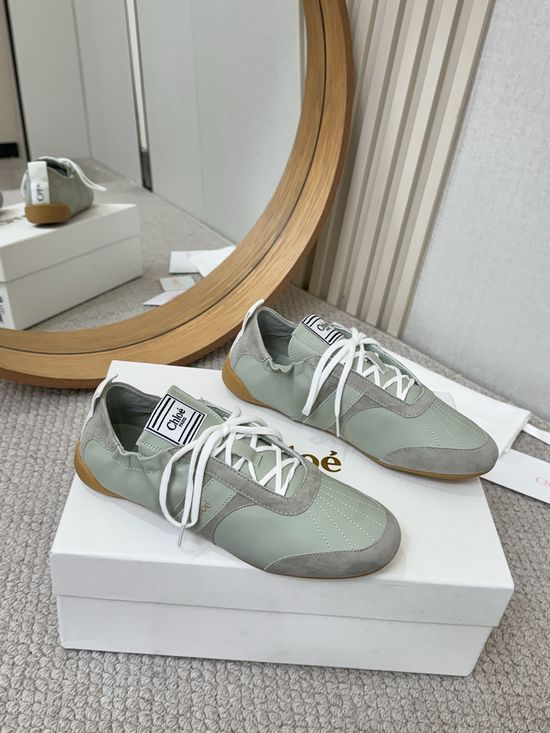 Loewe Vintage Stitched Leather Sneakers Comfortable Casual Trainers