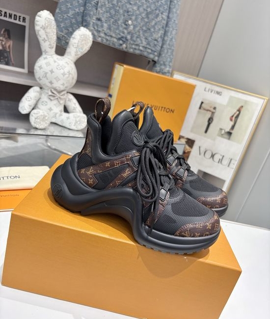 Louis Vuitton LV Gradient Color Wavy Sole Fashion Casual Sneakers