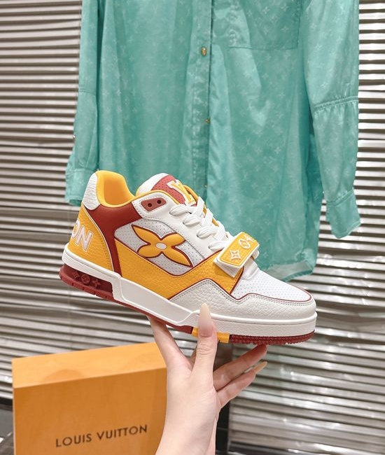 Louis Vuitton LV Premium Leather Perforated Casual Sneakers