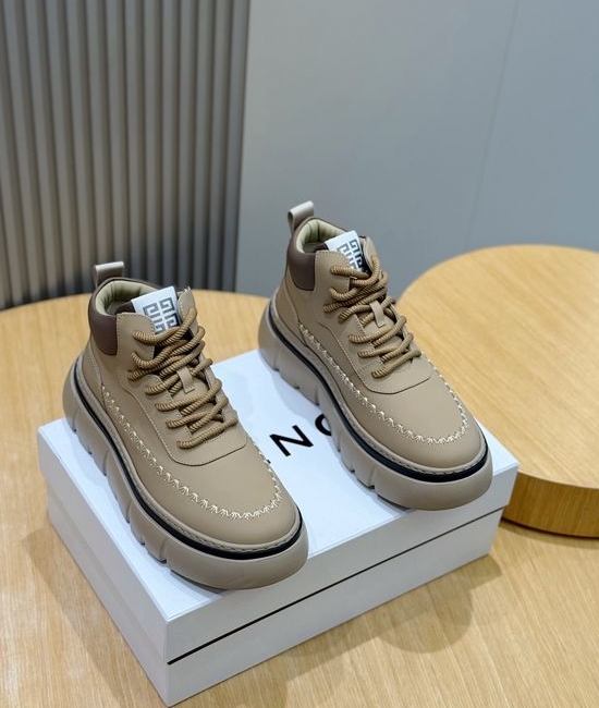 Givenchy Retro Embroidered Leather Short Boots with Logo Sole