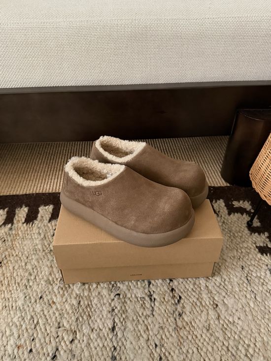 UGG Thick Sole Fuzzy Lined All Covered Warm Ankle Boots