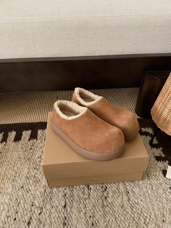 UGG Thick Sole Fuzzy Lined All Covered Warm Ankle Boots