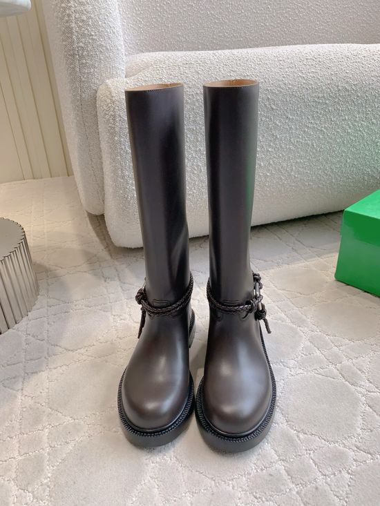 Bottega Veneta Knot-Detail Leather Boots with Metallic Accents