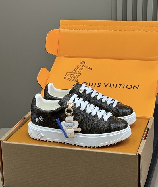 Louis Vuitton LV Premium Leather Platform Sneakers with Decorative Accents