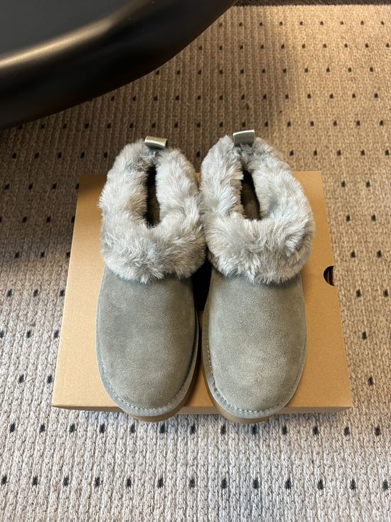 UGG Round Toe Plush Lined Platform Slip On Comfort Shoes
