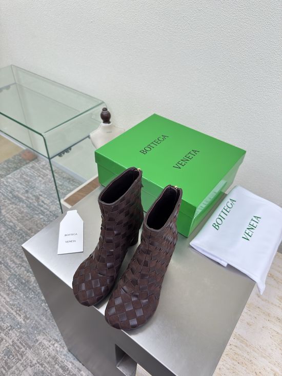 Bottega Veneta Hand Woven Coffee Suede Round Heel Ankle Boots Comfortable
