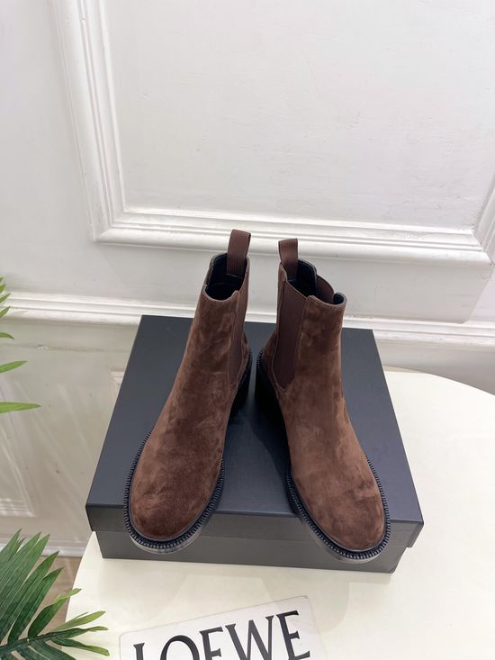 Yves Saint Laurent Chunky Heel Chelsea Boots Minimalist Retro Leather Lined