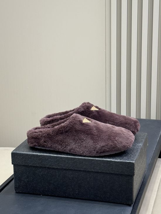 Prada Plush Fuzzy Mule Slippers Soft Lined Non-slip Durable Sole