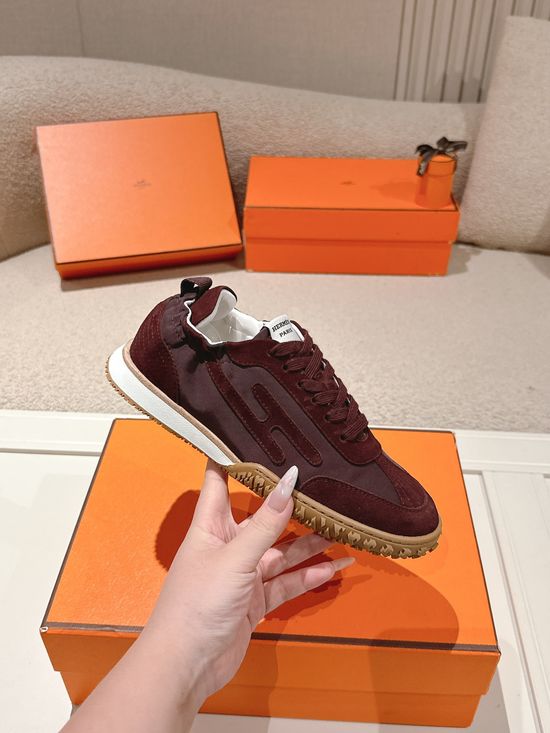 Hermes Luxury Suede Leather Casual Sneakers Contrast Details Soft Lining