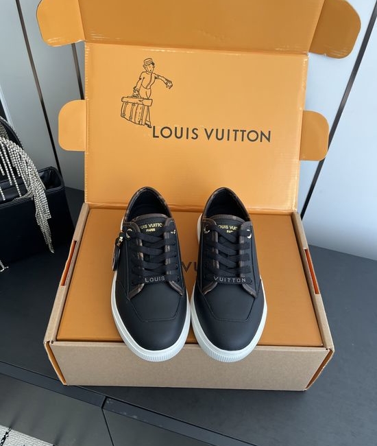 Louis Vuitton LV Denim Canvas Casual Sneakers with Embossed Pattern Comfortable Sole