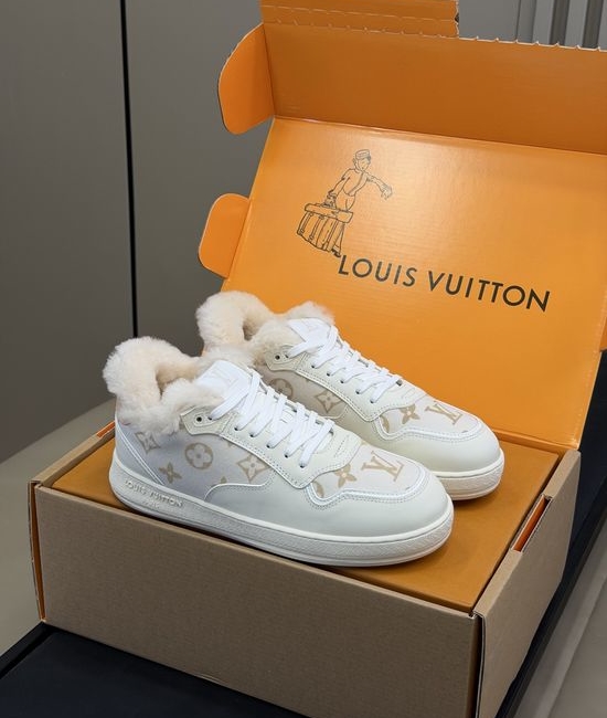 Louis Vuitton LV Fur Lined Warm Lightweight Casual Athletic Sneakers