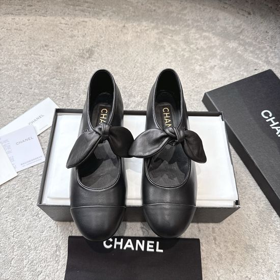 Chanel Soft Leather Mary Jane Flats Comfortable Elegant for Daily Commute