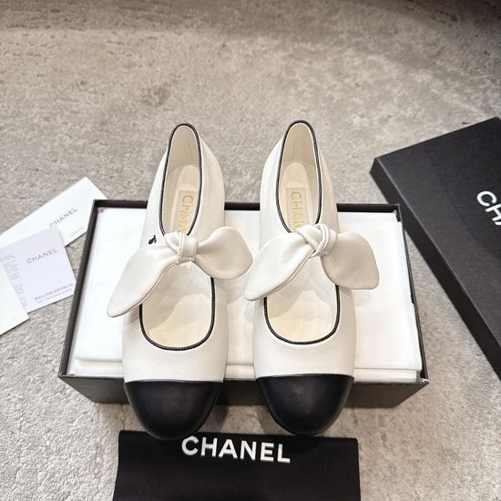 Chanel Soft Leather Mary Jane Flats Comfortable Elegant for Daily Commute