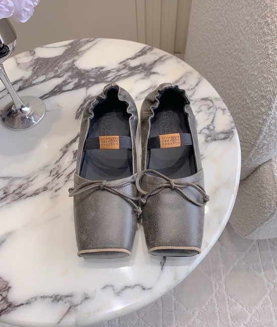 Maison Margiela Classic Leather Ballet Flats Soft Comfortable Versatile Daily Wear
